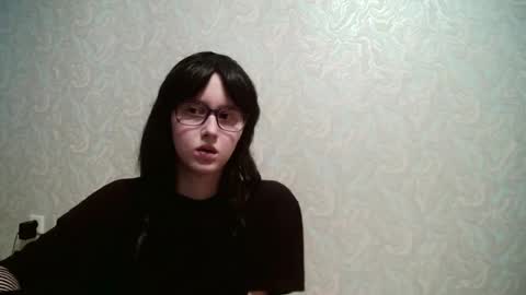 Amomira honeyx online show from 9, 4, 2026