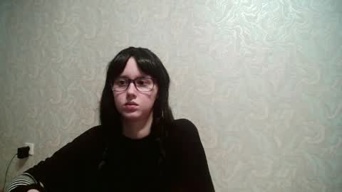 Amomira honeyx online show from 18, 6, 2026
