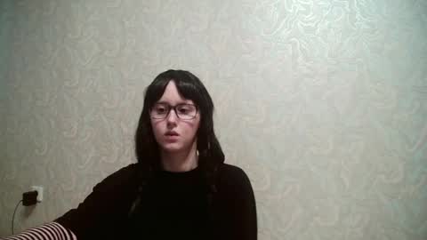 Amomira honeyx online show from 30, 6, 2026