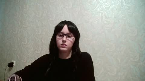 Amomira honeyx online show from 4, 7, 2026