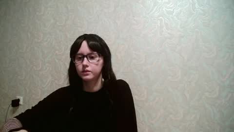 Amomira honeyx online show from 24, 7, 2026