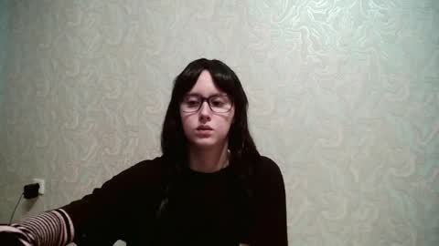 Amomira honeyx online show from 5, 8, 2026