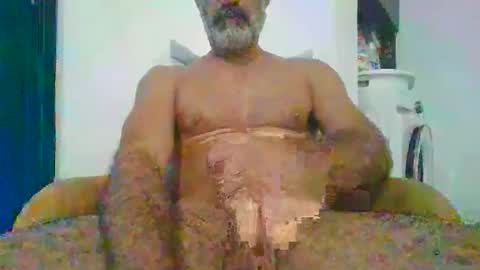 Snapshot of amram1985 chatting on 8, 11, 2025 amram1985 online show from 8, 11, 2025