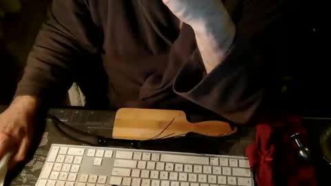 amslave4f online show from 8, 2, 2025