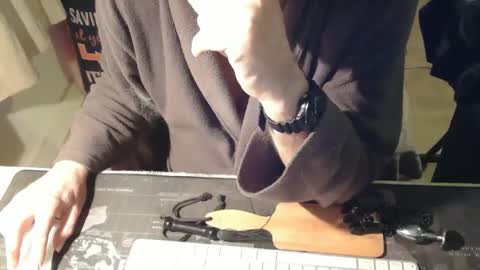 amslave4f online show from 8, 1, 2026