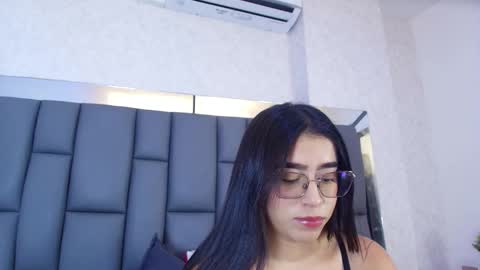 amy__wats0n online show from 27, 3, 2026