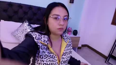 Snapshot of amy_ferreira chatting on 14, 9, 2025 Aleja online show from 14, 9, 2025