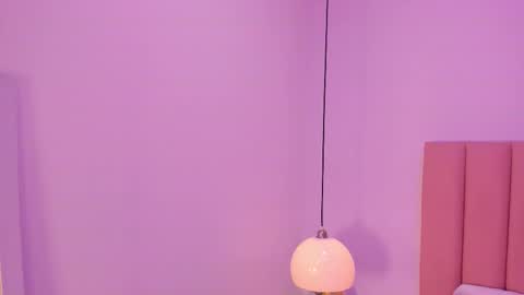 Snapshot of amy_ferreira chatting on 13, 10, 2025 Aleja online show from 13, 10, 2025