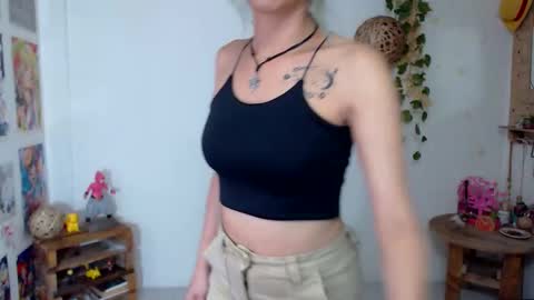 amy mur online show from 12, 9, 2025