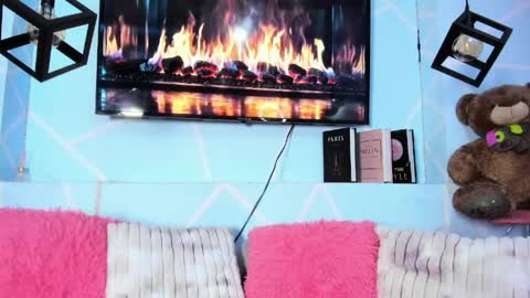 Emy Noa  online show from 3, 4, 2026