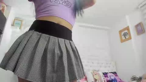 Amy Caroland online show from 8, 3, 2025