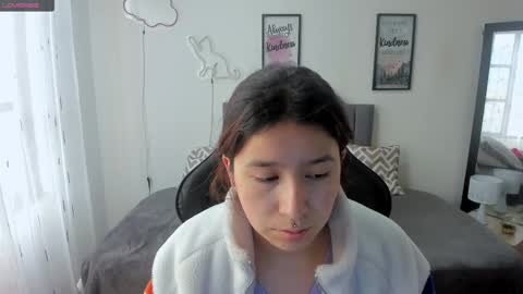 Amy sophia 3 online show from 25, 9, 2025