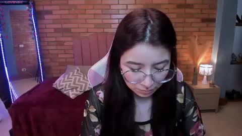 Snapshot of amy_sophiaa chatting on 17, 6, 2026 Amy sophia 3 online show from 17, 6, 2026