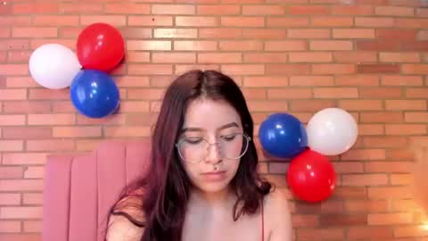 Snapshot of amy_sophiaa chatting on 6, 7, 2026 Amy sophia 3 online show from 6, 7, 2026