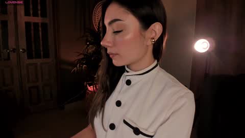 Amy Armstrong online show from 9, 1, 2025