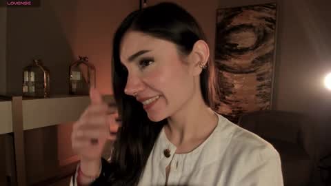 Amy Armstrong online show from 9, 3, 2025