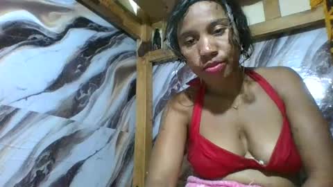 Snapshot of amyatche chatting on 12, 6, 2026 Amyatche online show from 12, 6, 2026