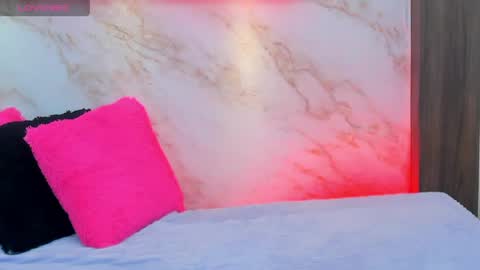 My name is AMY... Nice to meet you  thumb up me please its important online show from 14, 4, 2026