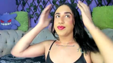 Amy Kamila online show from 3, 10, 2025