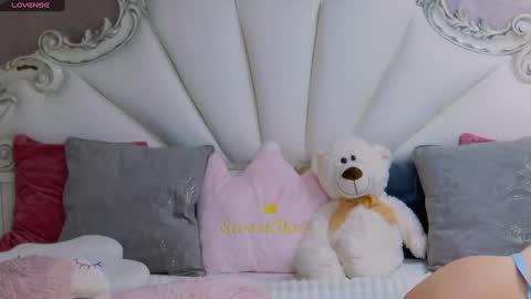 amyhennessy online show from 4, 12, 2024