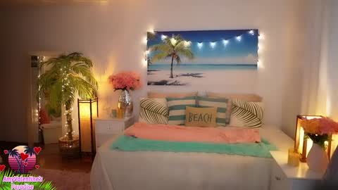 Snapshot of amyvalentine chatting on 7, 3, 2025 AmyValentine online show from 7, 3, 2025