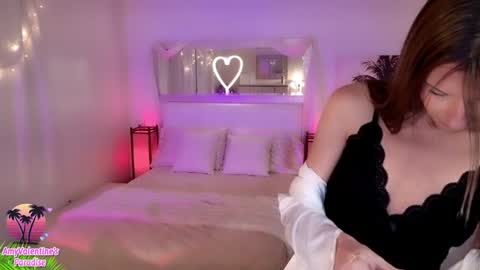 Snapshot of amyvalentine chatting on 19, 11, 2025 AmyValentine online show from 19, 11, 2025