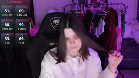 Snapshot of amyvibes chatting on 17, 7, 2026 amyvibes online show from 17, 7, 2026