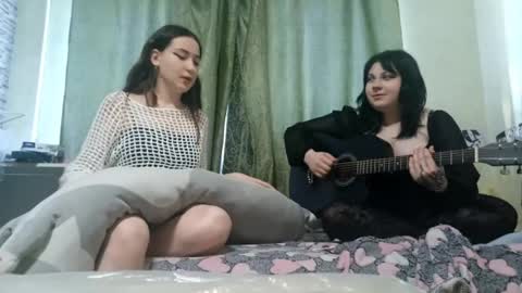 amywinks online show from 18, 4, 2026