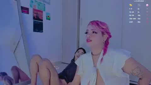 Snapshot of amyy_rouse chatting on 18, 6, 2026 Collinns online show from 18, 6, 2026