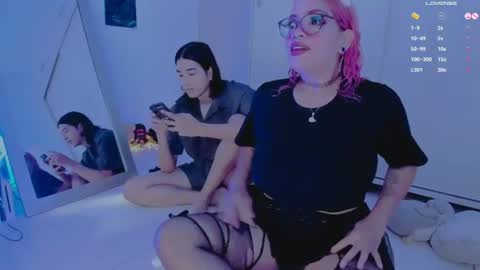 Snapshot of amyy_rouse chatting on 21, 6, 2026 Collinns online show from 21, 6, 2026