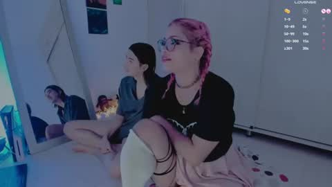 Snapshot of amyy_rouse chatting on 27, 6, 2026 Collinns online show from 27, 6, 2026