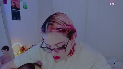 Snapshot of amyy_rouse chatting on 16, 7, 2026 Collinns online show from 16, 7, 2026