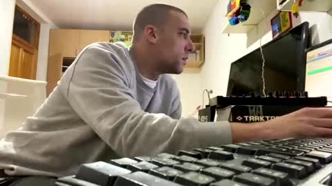 amyyrlikesdeep online show from 5, 10, 2025