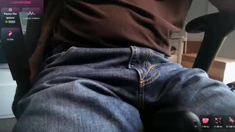 A online show from 11, 3, 2025