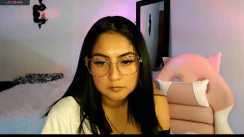 Snapshot of ana_ricciardi chatting on 6, 12, 2024 Ana Ricciardi online show from 6, 12, 2024
