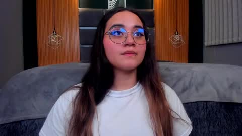 Snapshot of ana_taylor2 chatting on 25, 2, 2025 Ana online show from 25, 2, 2025