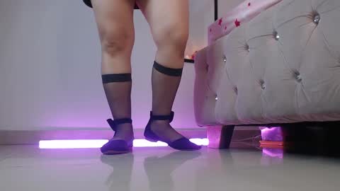 Ana Moon  online show from 1, 3, 2025