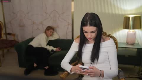 Sweet girls online show from 17, 2, 2026