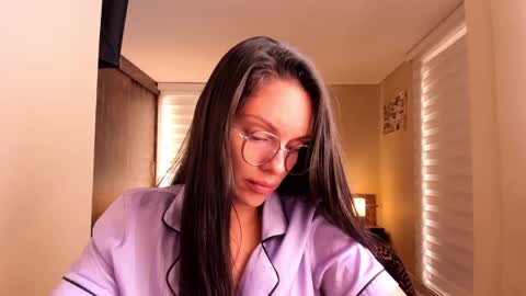 Anabel online show from 28, 2, 2025