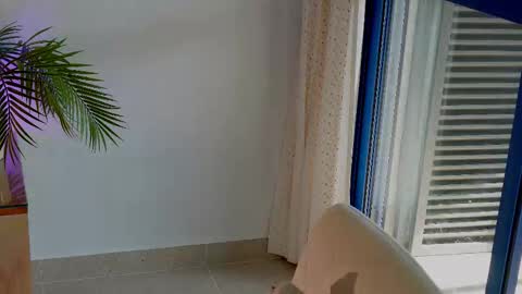 Snapshot of anabelcurvy chatting on 16, 10, 2025 anabelcurvy online show from 16, 10, 2025
