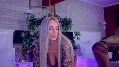 Snapshot of anabellastar chatting on 11, 11, 2025 anabellastar online show from 11, 11, 2025