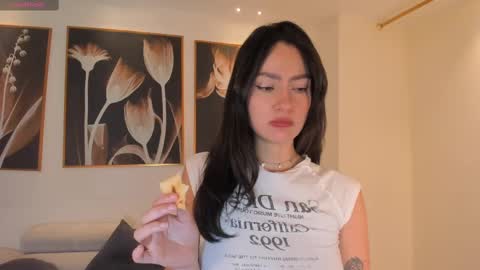 Snapshot of anadurant chatting on 26, 2, 2025 Ana online show from 26, 2, 2025