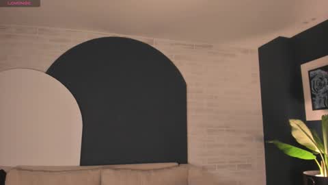 Snapshot of anadurant chatting on 19, 10, 2025 Ana online show from 19, 10, 2025