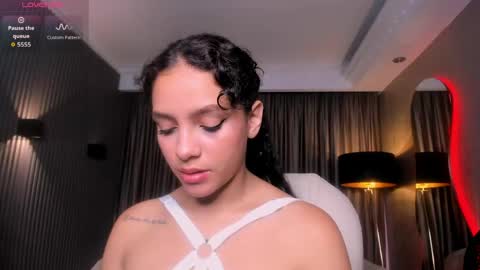 Anahi Curlie online show from 19, 5, 2026