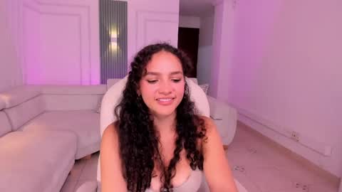 Anahi Curlie online show from 31, 5, 2026