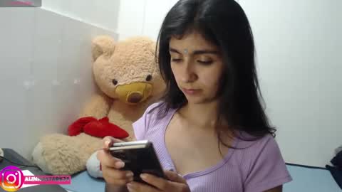 Snapshot of anahibrowns95 chatting on 24, 2, 2025 Anahi Browns online show from 24, 2, 2025