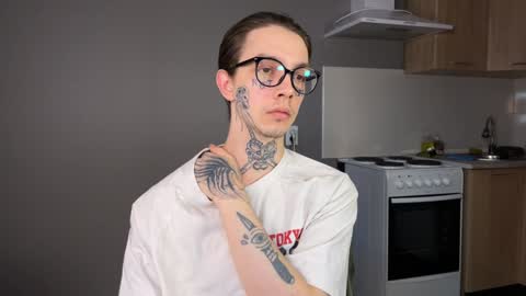 simon online show from 21, 12, 2024