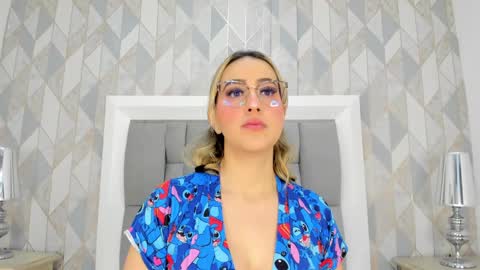   online show from 1, 2, 2025