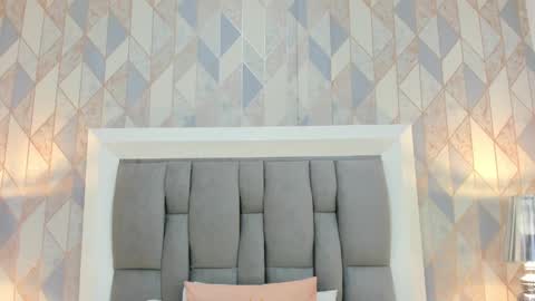   online show from 10, 2, 2025