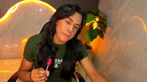Snapshot of anaisa_tp chatting on 12, 9, 2025 Ana online show from 12, 9, 2025
